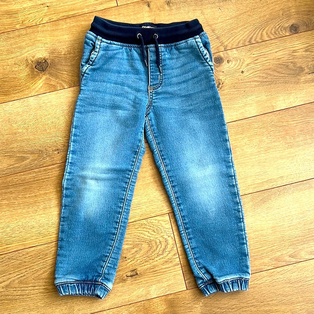 Oshkosh boy’s jeans 4T